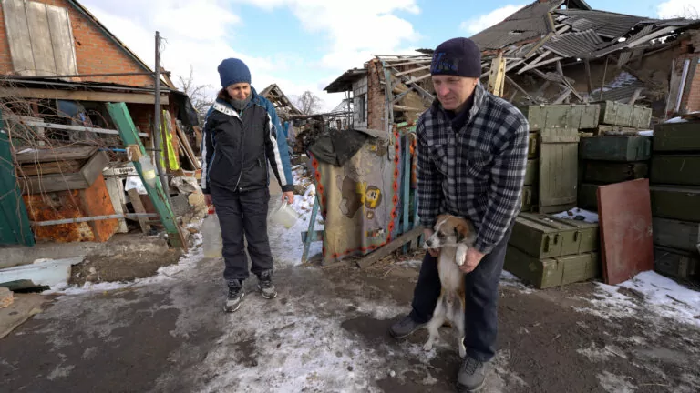 Покинуте село: історія вцілілих тварин у Кам’янці ВІДЕО