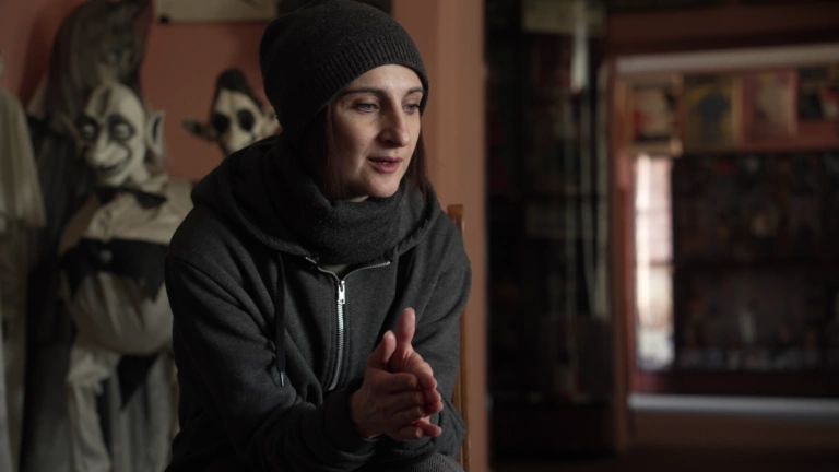 «Квітневий Харків — це жорстка територія». Оксана Дмітрієва про те, як театр ляльок пережив рік війни – ВІДЕО