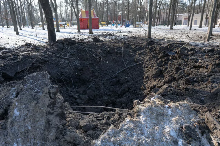 Екологи назвали суму збитків від обстрілу парку відпочинку в Харкові