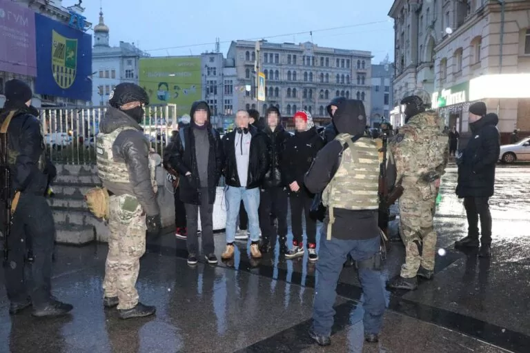 «ПВК Редан»: чому підлітки масово збираються на бійки