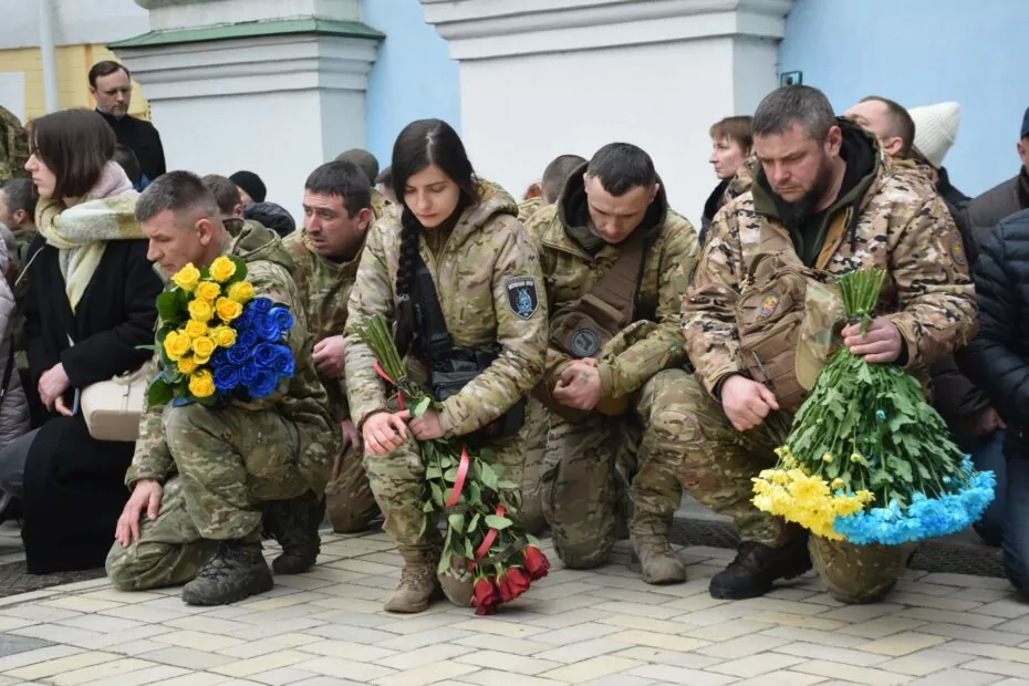 зображення до посту: Ukraine Bids Farewell to Hero Dmytro Kotsiubaylo “Da Vinci”