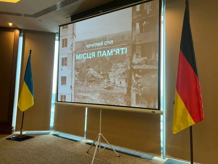 Жертви чи герої: пройшов круглий стіл про майбутнє туристичного Харкова