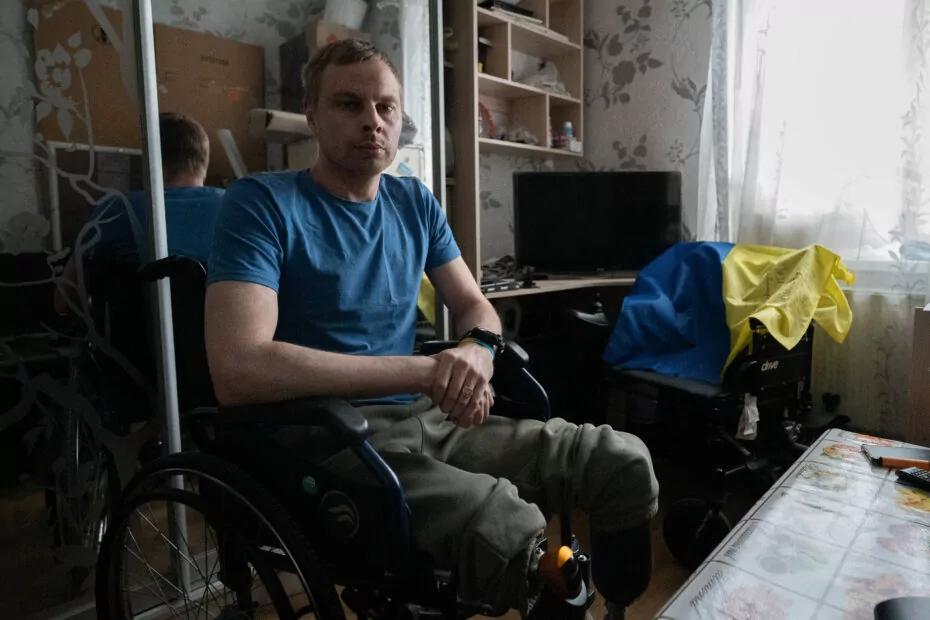 зображення до посту: «Я запитав, що з ногами. Відповіли “Все нормально — їх немає”». Історія солдата з позивним «Кальцид»