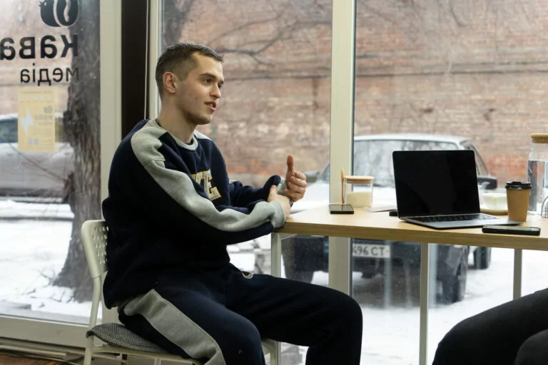 “Glory to Ukraine” on TikTok Alone Won’t Change Anything.” Story of Soldier Who Defends Kharkiv
