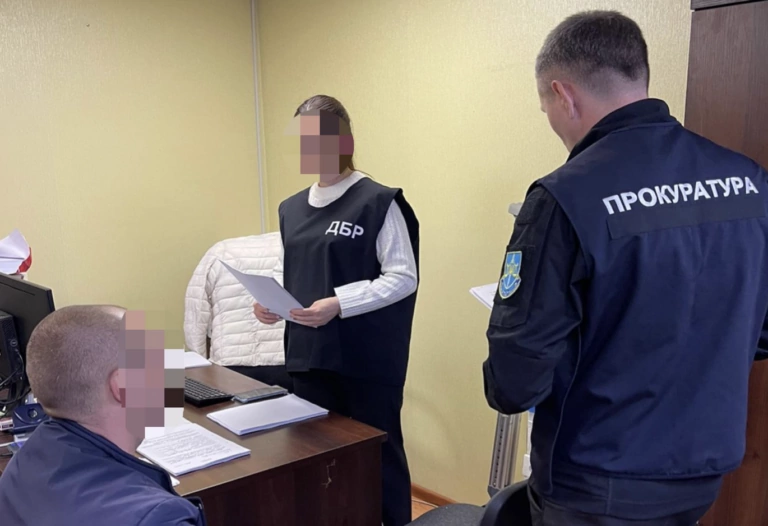 Експоліцейському з Ізюма, який працював на росіян в окупації, загрожує довічне