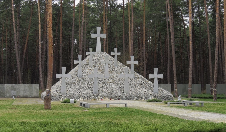 Військове меморіальне кладовище створять у Биківні