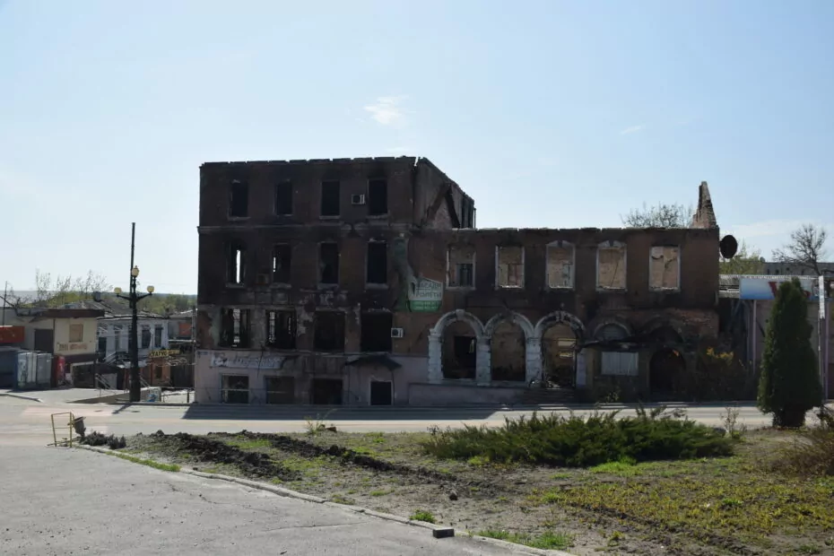 зображення до посту: Constant Missile Attacks and Empty Streets: How Kupiansk Lives on the Front Line