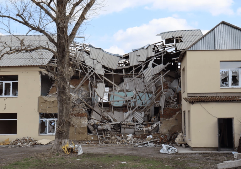 Пів року в сірій зоні: як відновлюють село Леб’яже на Харківщині