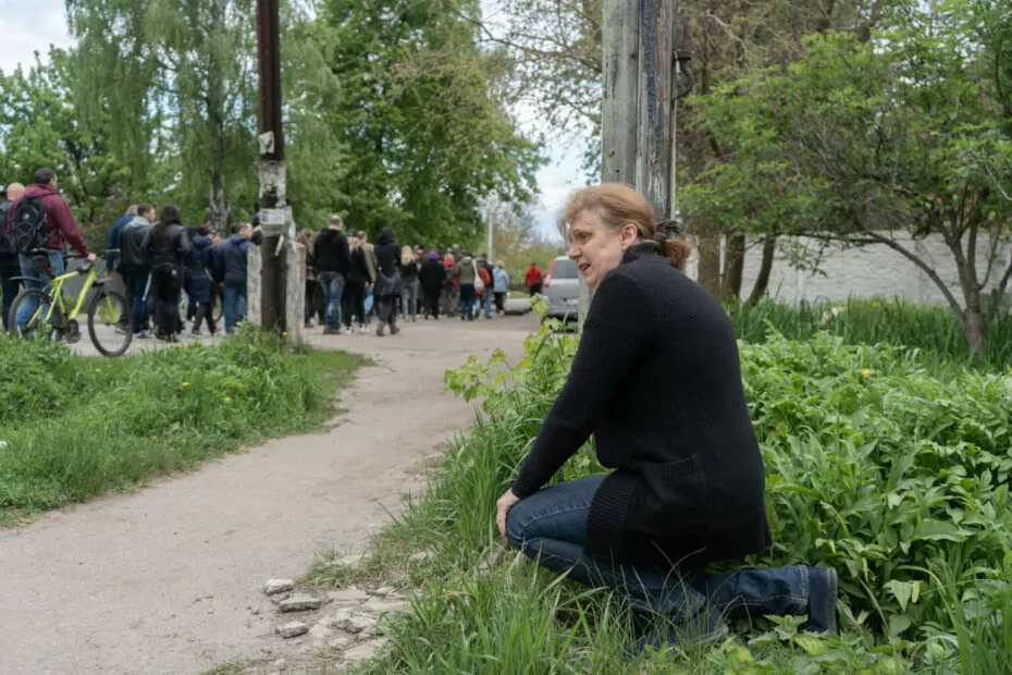 зображення до посту: Pivdenne in Kharkiv Oblast Bid Farewell to Fallen Lieutenant Andriy Melnyk
