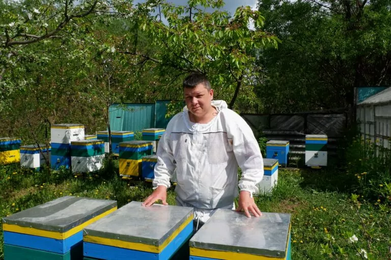 Харків’янин запустив виробництво крем-меду на Прикарпатті