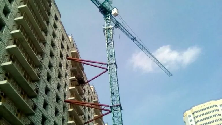 На відновлення будинків у Харкові планують витратити мільярд гривень