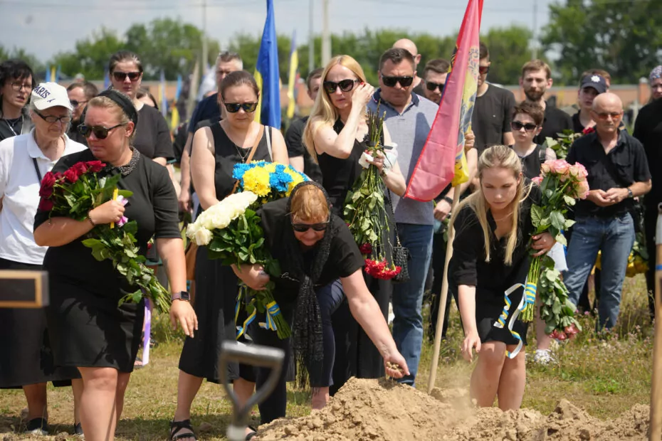 зображення до посту: Kharkiv Says Goodbye to Junior Lieutenant Dmytro Lysenko