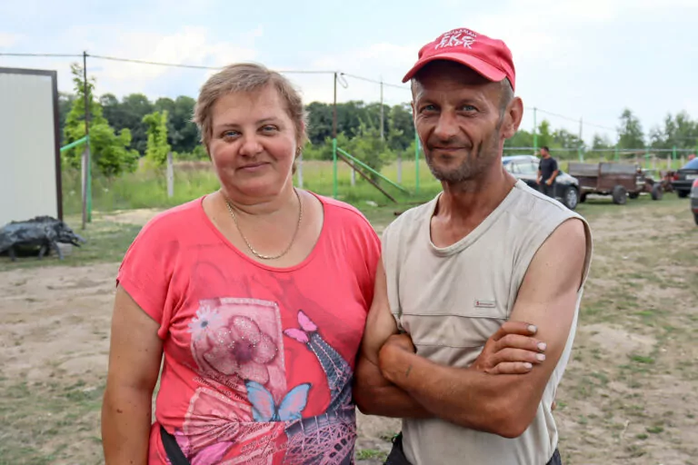 «Я допомагаю тваринам, а вони — мені». Історія родини, яка рятувала тварин харківського екопарку