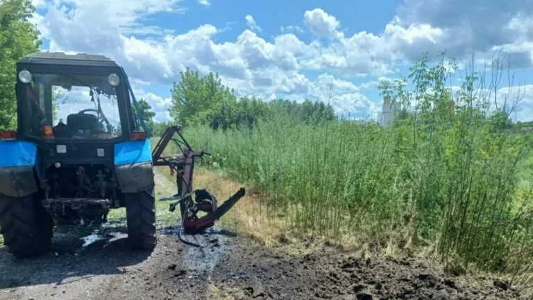 Tractor Exploded on Mine in Balakliia: Driver was Injured