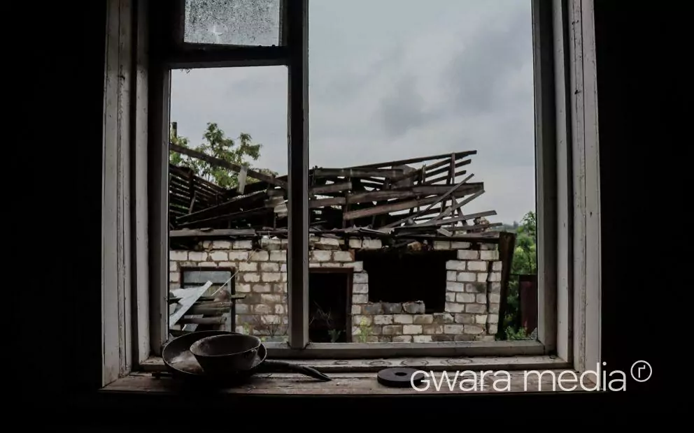 зображення до посту: «Окупанти їхали й стріляли по хатах»: історія однієї вулиці в Пісках-Радьківських