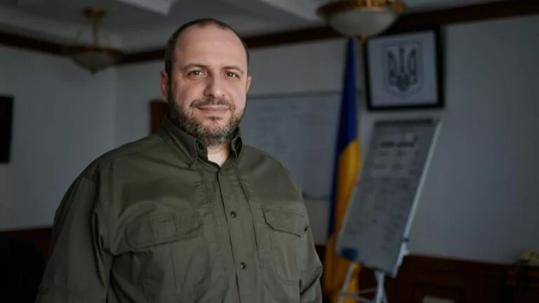 Рада звільнить Резнікова та призначить Умєрова: що відомо про майбутнього очільника Міноборони