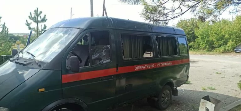 Військові РФ обстріляли пожежно-рятувальну частину в Козачій Лопані