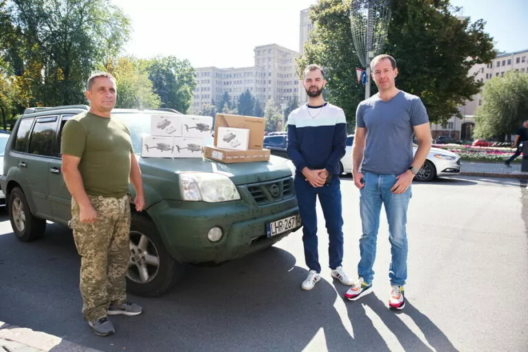 Волонтери передали техніку військовим на Куп’янському напрямку