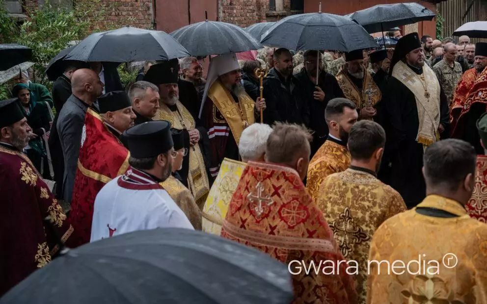 зображення до посту: У Харкові Митрополит Епіфаній нагородив військових 113 бригади ТрО — фото