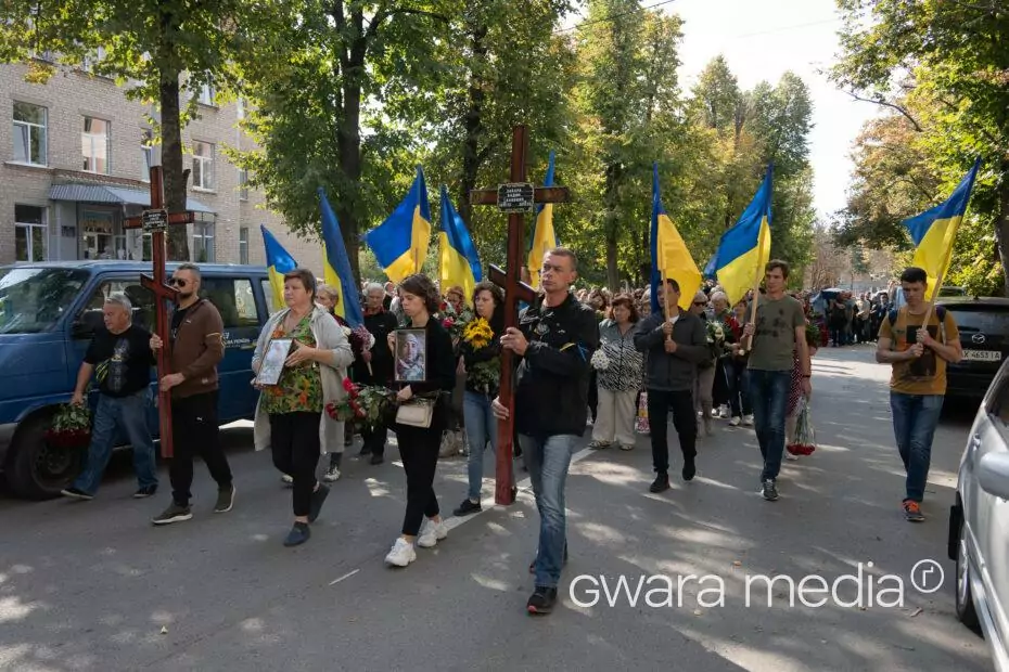 зображення до посту: Харків попрощався з загиблими у Куп&#8217;янську волонтерами — фото