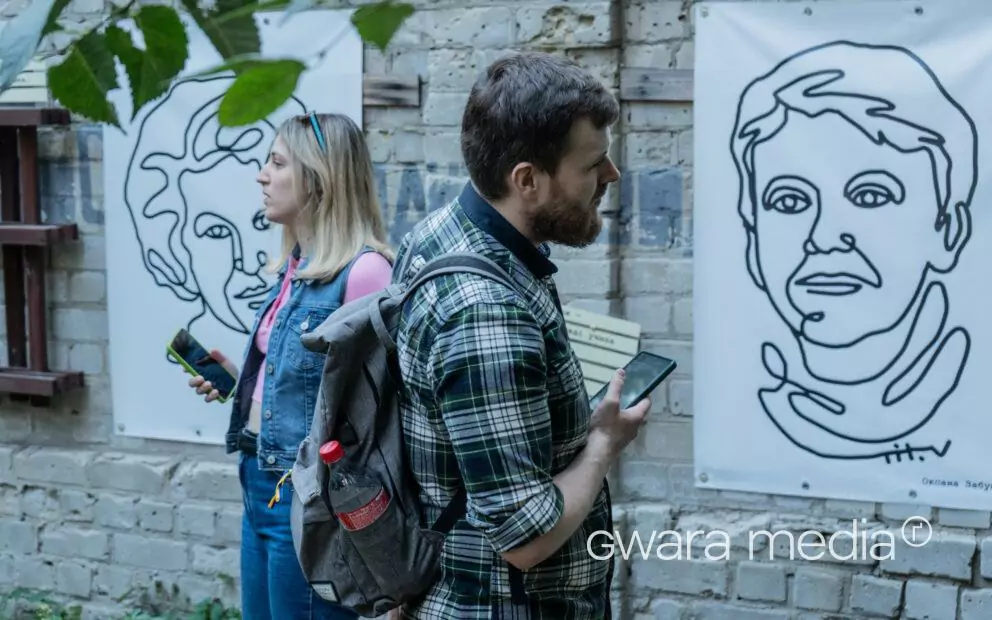 зображення до посту: Придбати речі Жадана та зустріти своїх. Як минув гаражний розпродаж для потреб ЗСУ в Харкові — фото