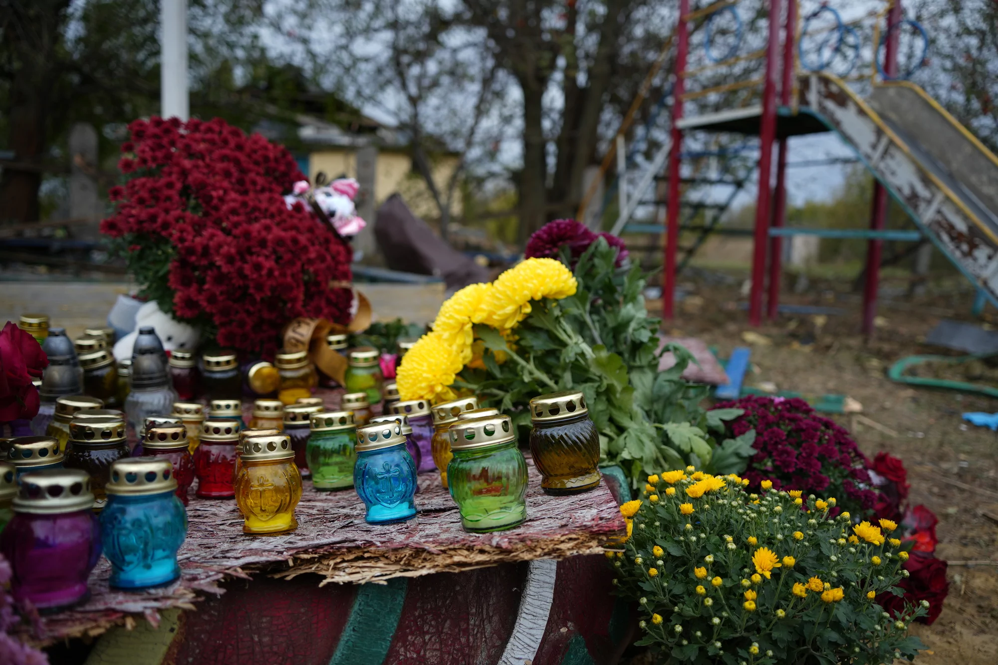 зображення до посту: Five Days of Hroza. The Village Buries Those Who Died in a Russian Attack on October 5 — PHOTO
