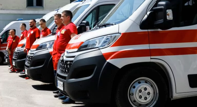 Маніпуляція. У Харкові послуги швидкої медичної допомоги стали платними