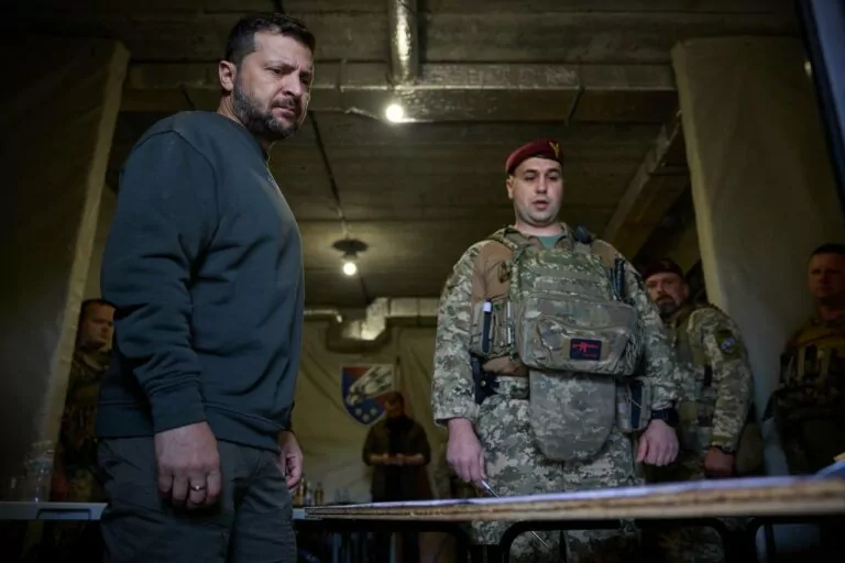 «Не паралізувати країну на години»: Зеленський доручив силовикам та уряду вирішити питання «кинджалів»