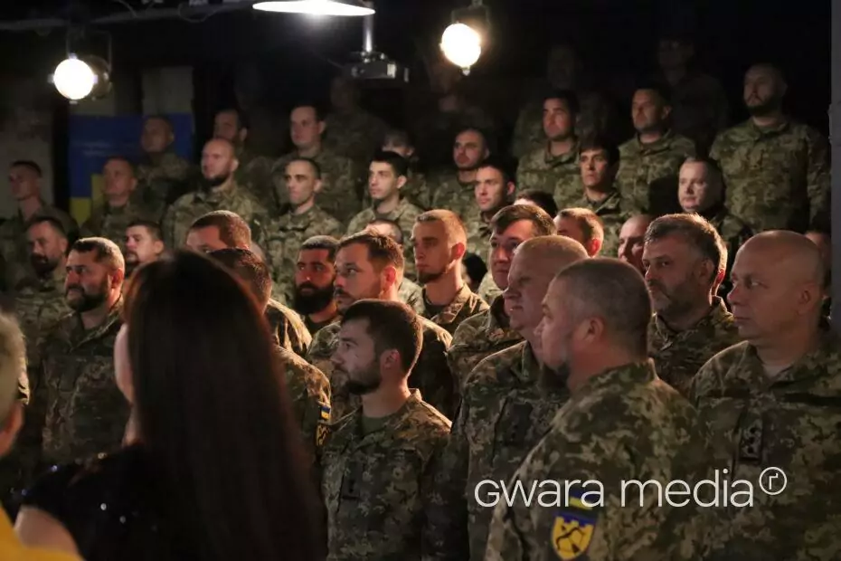 зображення до посту: У Харкові нагородили військових 113 бригади ТрО до річниці створення формування — фото