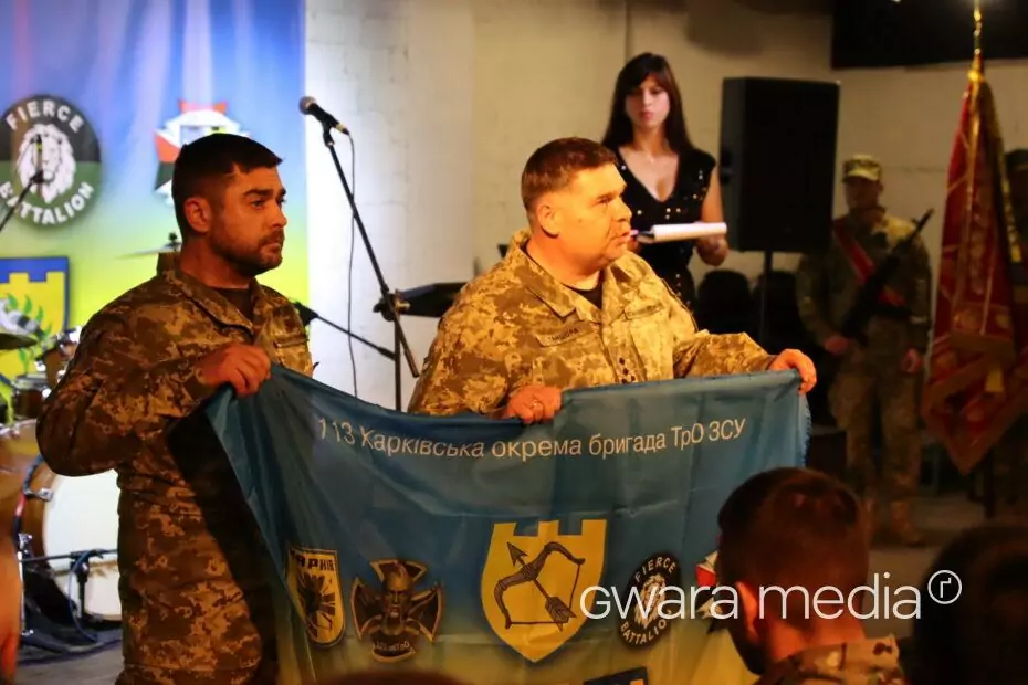 зображення до посту: У Харкові нагородили військових 113 бригади ТрО до річниці створення формування — фото