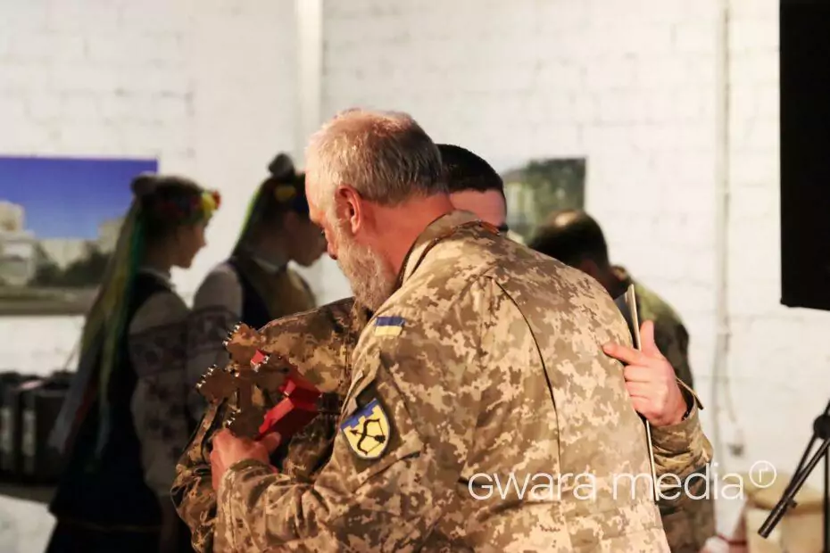 зображення до посту: У Харкові нагородили військових 113 бригади ТрО до річниці створення формування — фото