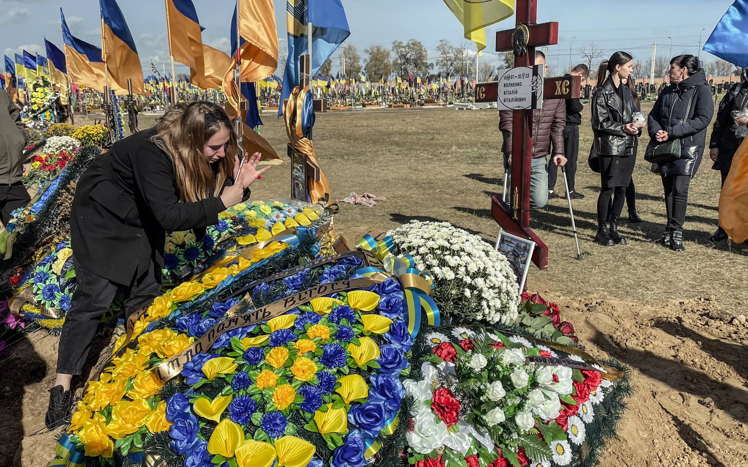 зображення до посту: У Харкові попрощалися із загиблим військовим Віталієм Волненком — фото