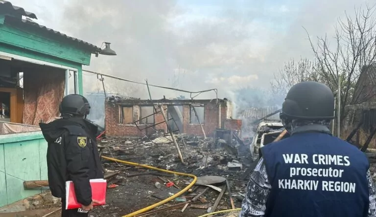 Правоохоронці показали наслідки обстрілів на Харківщині — фото