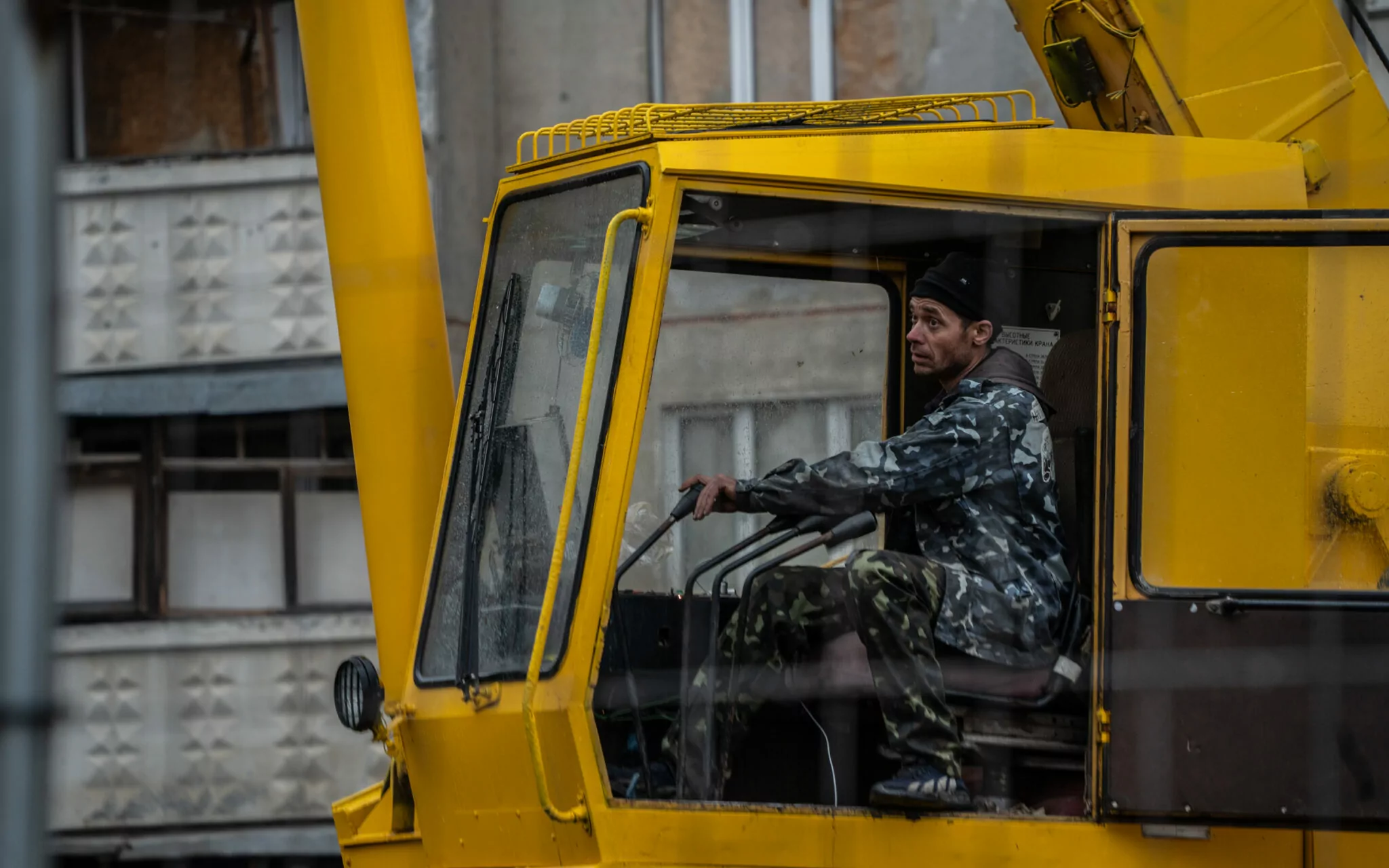 зображення до посту: North Saltivka Residential Building, Damaged By a Russian Aerial Bomb, is Being Prepared for Partial Demolition 