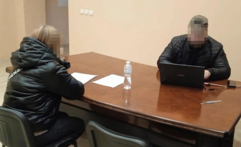 Woman Detained in Izyum on Suspicion of Spying for Russian Intelligence