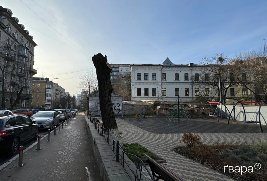 зображення до посту: Як виглядає сквер у Києві названий іменем загиблого активіста з Харкова Данила Дідіка — фото