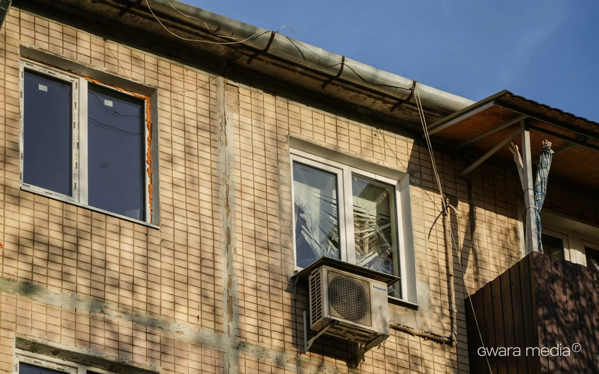 зображення до посту: Відновлення в Харкові: як відбудовують пошкоджені російськими військами будинки — фото