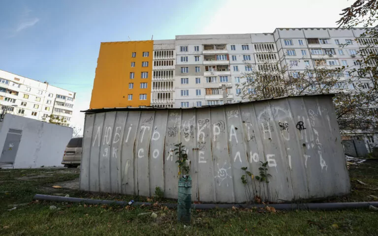 В Україні запустили портал для пошуку роботи у сфері відбудови