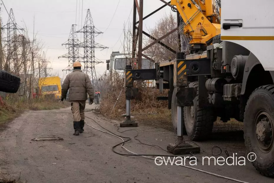 зображення до посту: У Харкові російські безпілотники вдарили по цивільних об&#8217;єктах — фоторепортаж