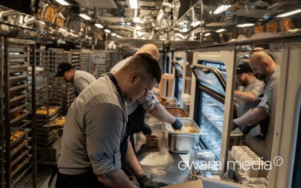 зображення до посту: До Харкова прибув поїзд-кухня Food Train — фоторепортаж