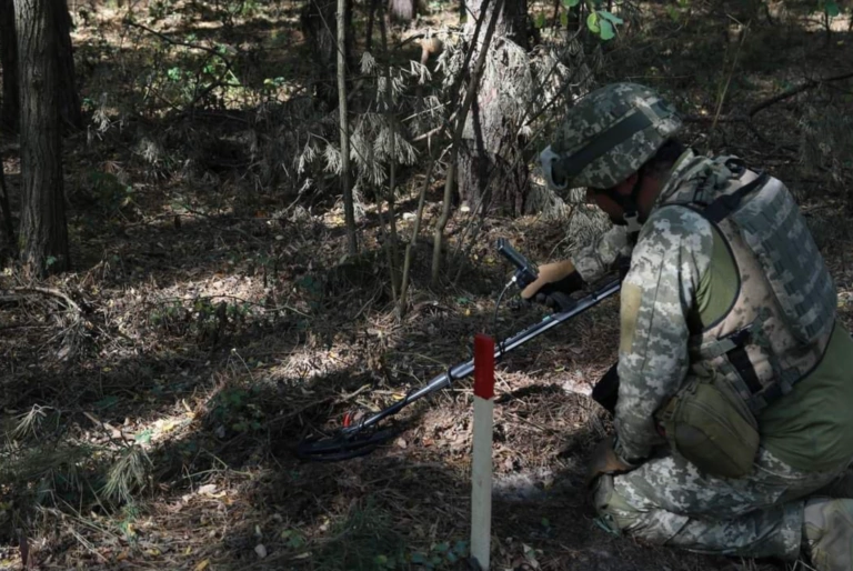 Армія РФ ударила з авіації по чотирьох селах на Харківщині — Генштаб
