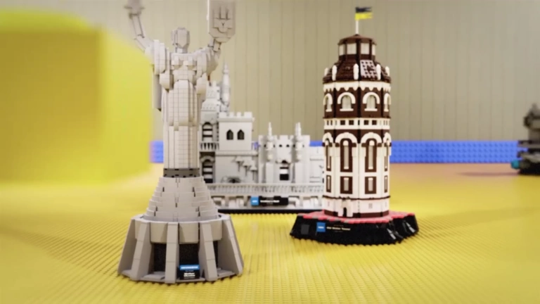 Запустили ініціативу #LEGOwithUKRAINE для відновлення України
