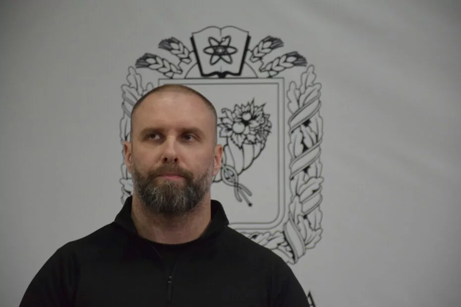 зображення до посту: Скільки заробило керівництво Харківської області у 2023 році: Олег Синєгубов та його заступники