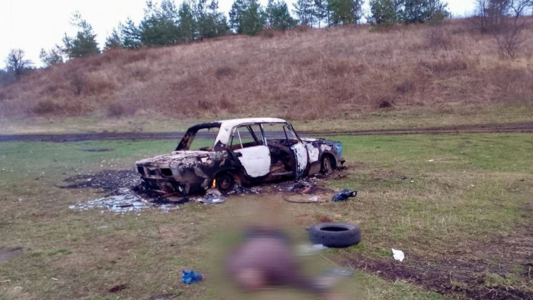 В Ізюмському районі підірвалось авто з цивільними: в ньому виявили гранати