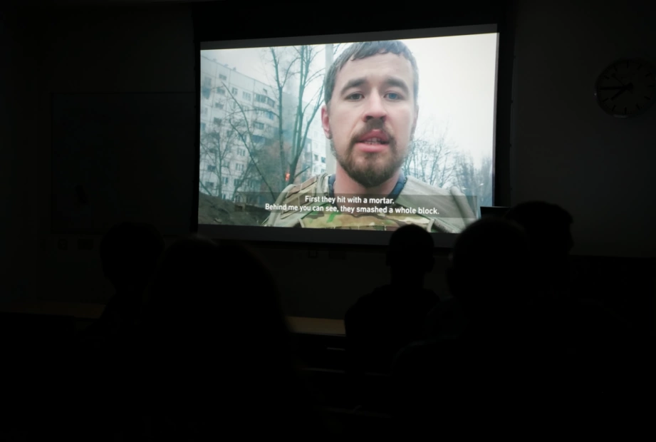 зображення до посту: Харківські журналісти презентували фільм «Україна: місто в облозі» у Великій Британії