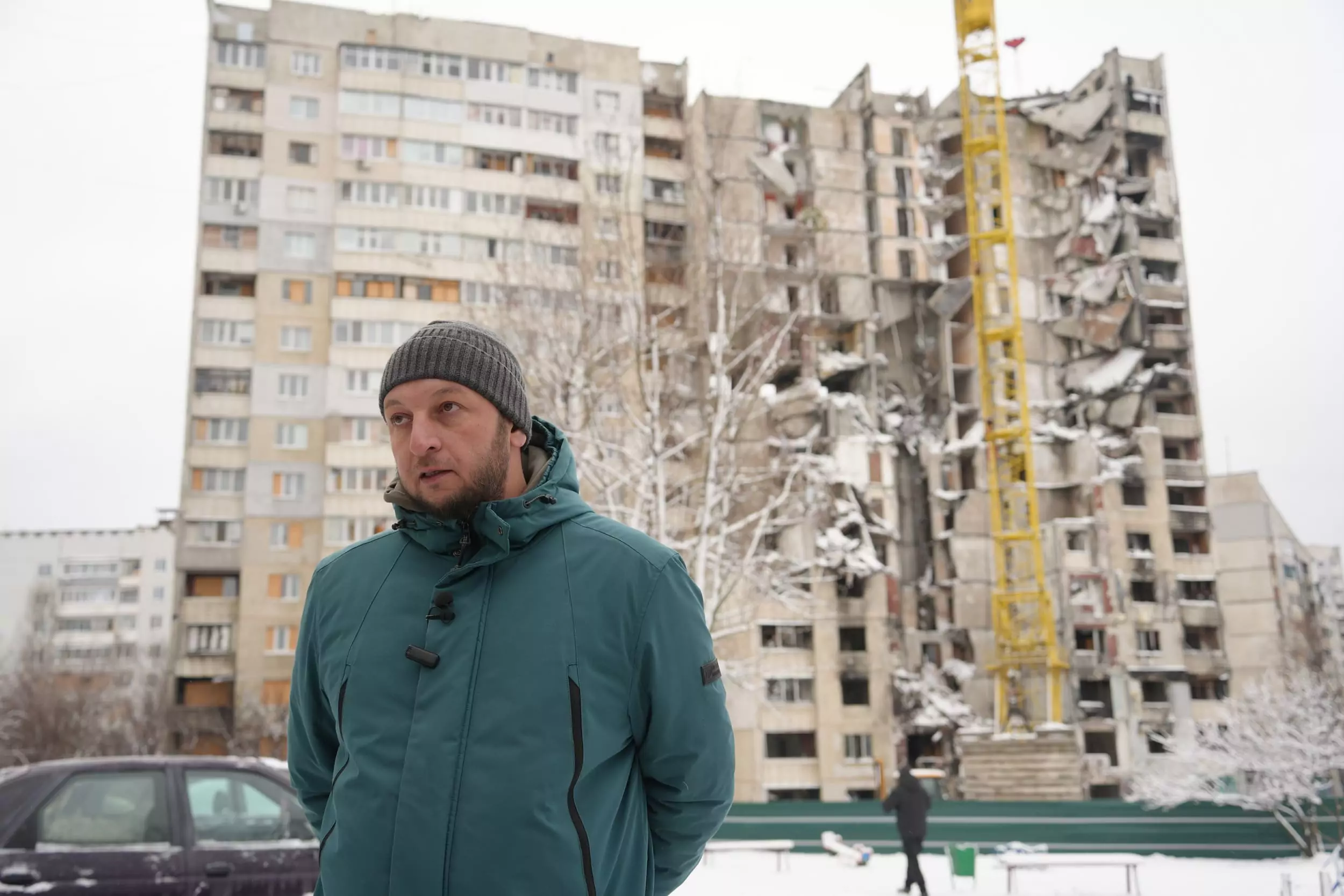 зображення до посту: У Харкові триває демонтаж будинку на Ужвій, 82 — фото
