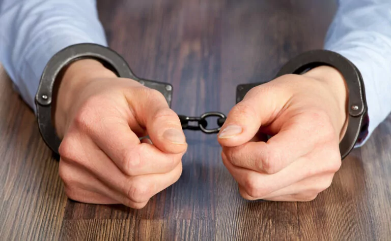 В Україні зафіксували щонайменше 315 цивільних затримань