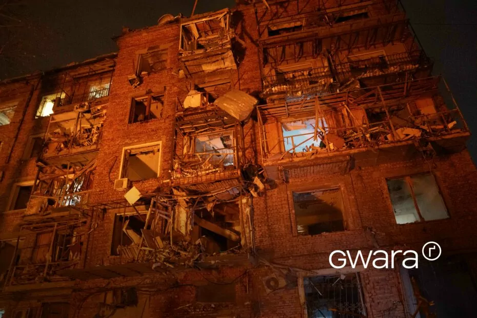 зображення до посту: In Photos: Aftermath of Russia’s Missile and Drone Attack on Kharkiv