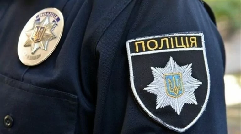 У Куп’янську росіяни вдарили ‎«молнією‎» по авто поліції: постраждали правоохоронці