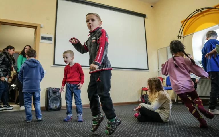 День захисту дітей відтепер святкуватимуть у листопаді – указ президента